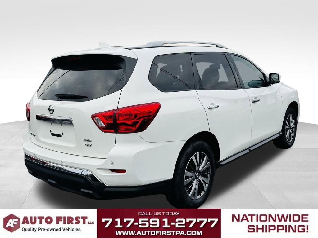 Used 2019 Nissan Pathfinder SV image 3