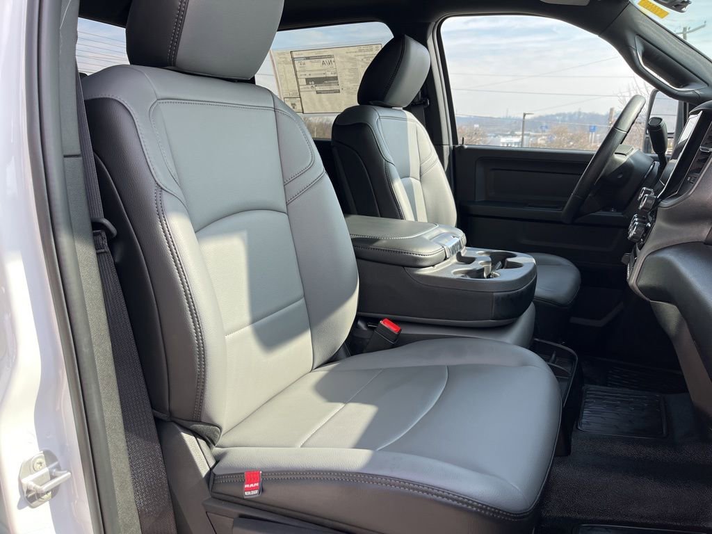 New 2026 RAM 5500 Tradesman image 25