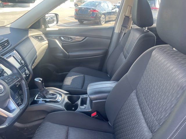 Certified 2019 Nissan Rogue SV w/ Premium Package image 10