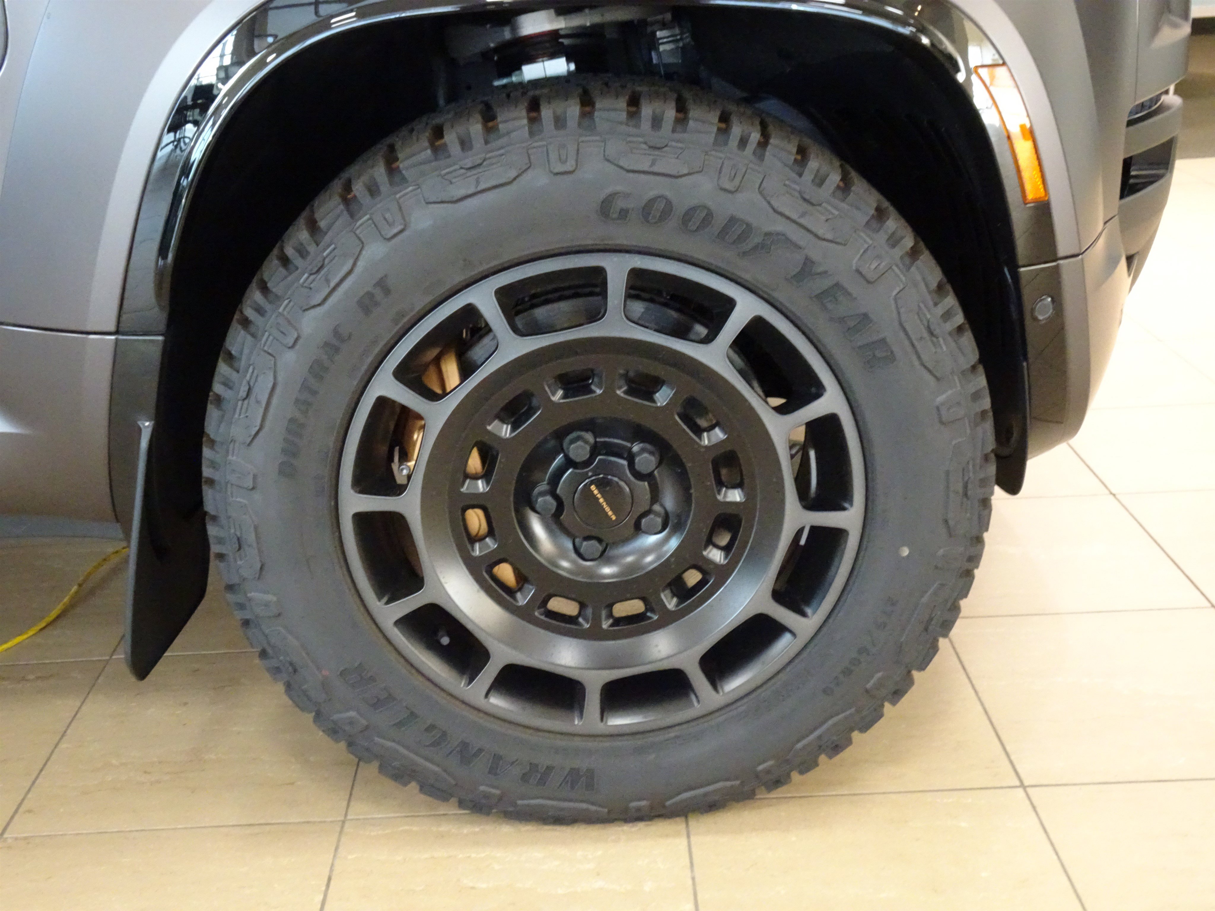 New 2026 Land Rover Defender 110 OCTA AWD/4WD image 26