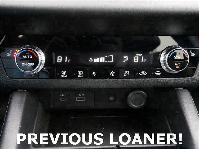 Used 2025 Mitsubishi Outlander SE image 21