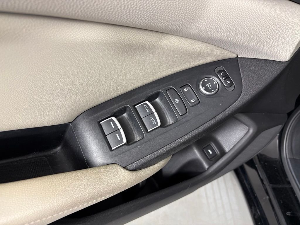Used 2018 Honda Accord LX image 14