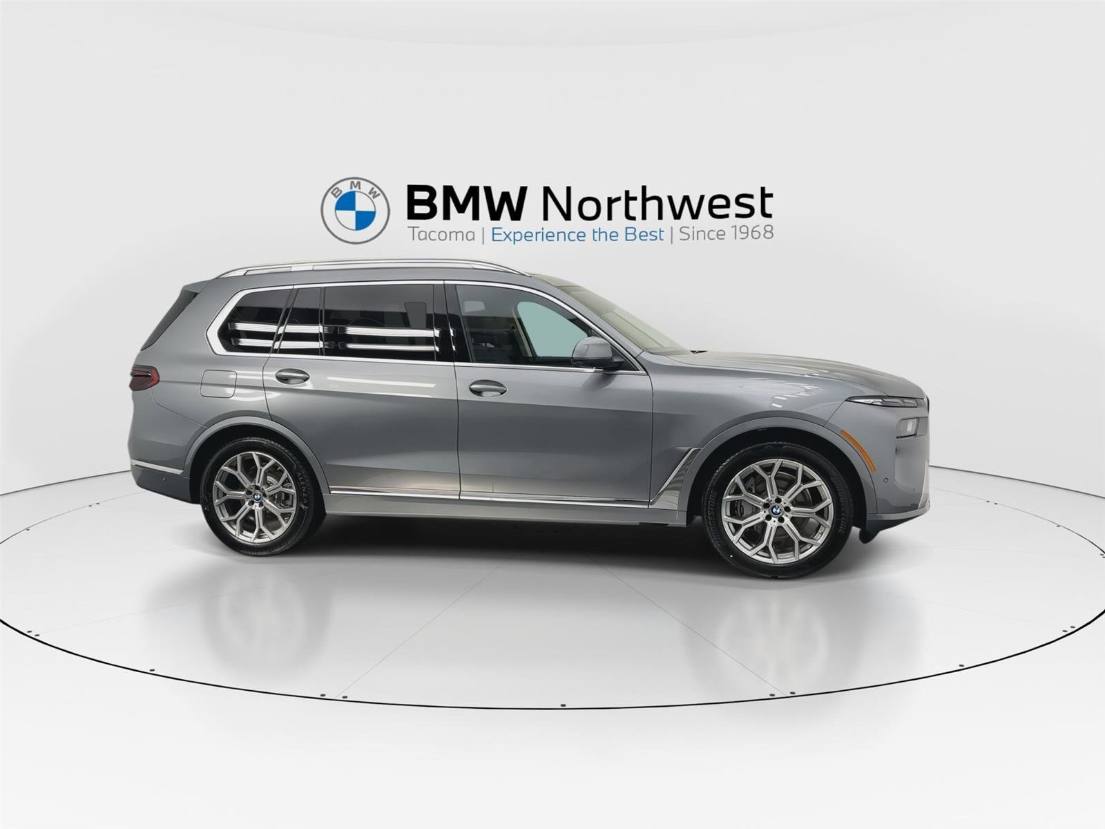 New 2026 BMW X7 xDrive40i w/ Premium Package image 5