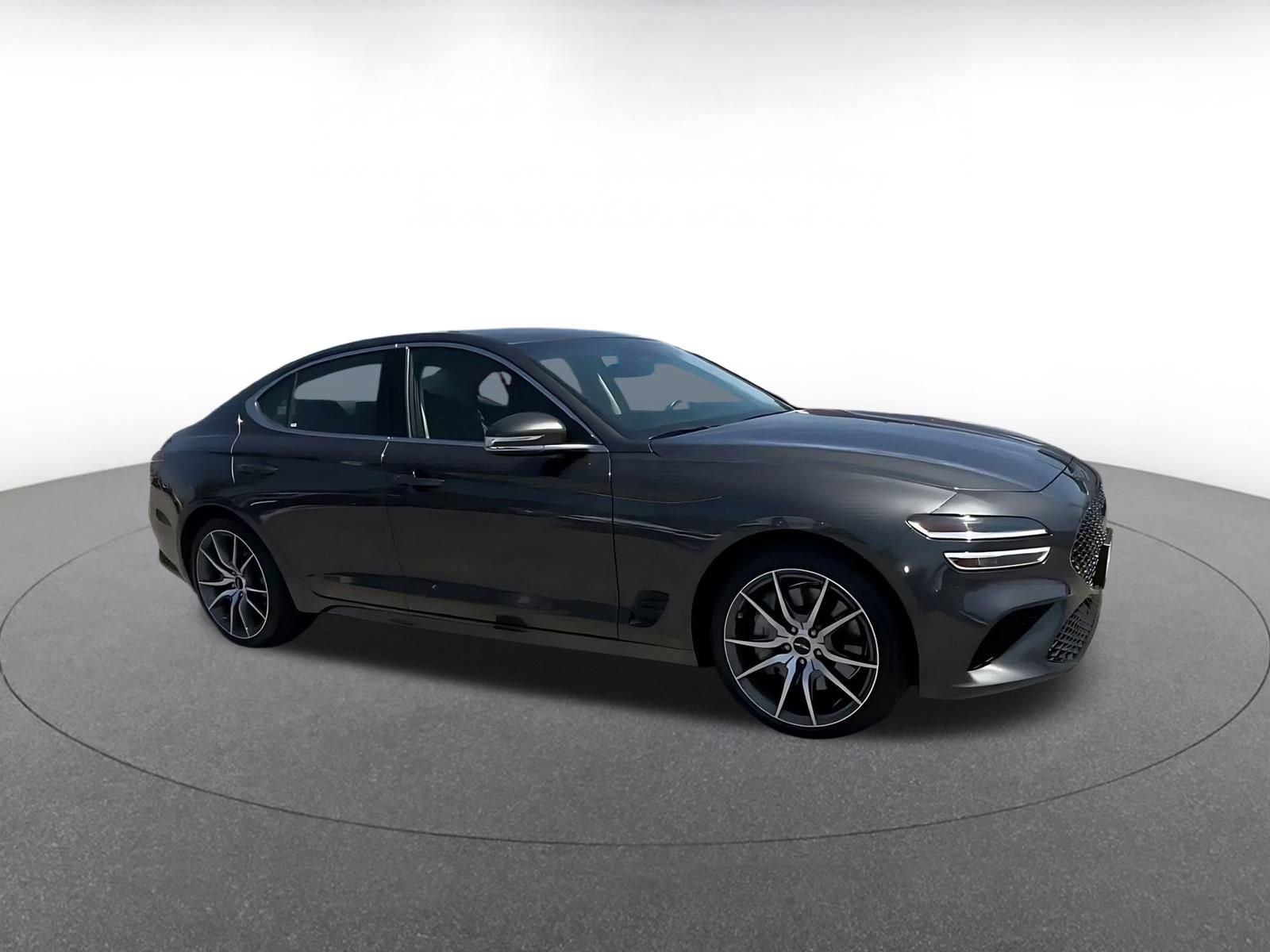 Used 2026 Genesis G70 2.5T RWD video 2