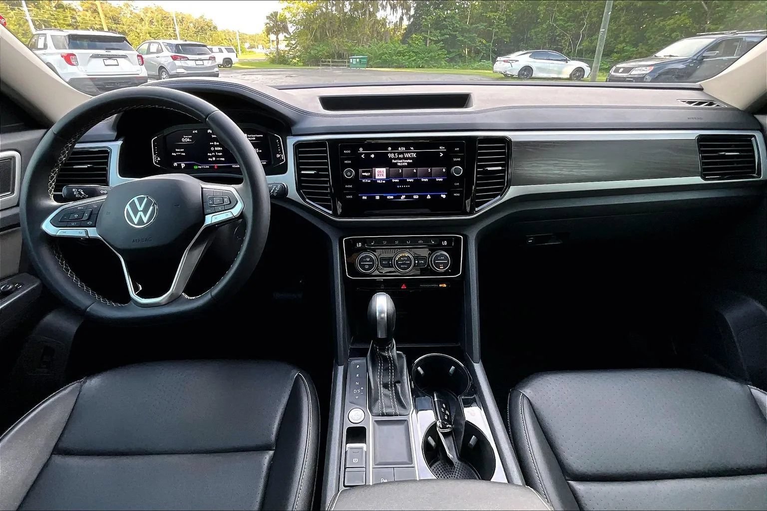 Used 2023 Volkswagen Atlas SE FWD image 15