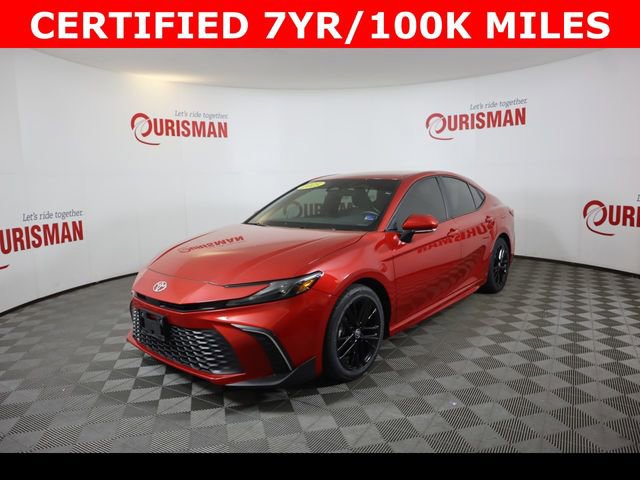 Used 2025 Toyota Camry SE FWD image 4