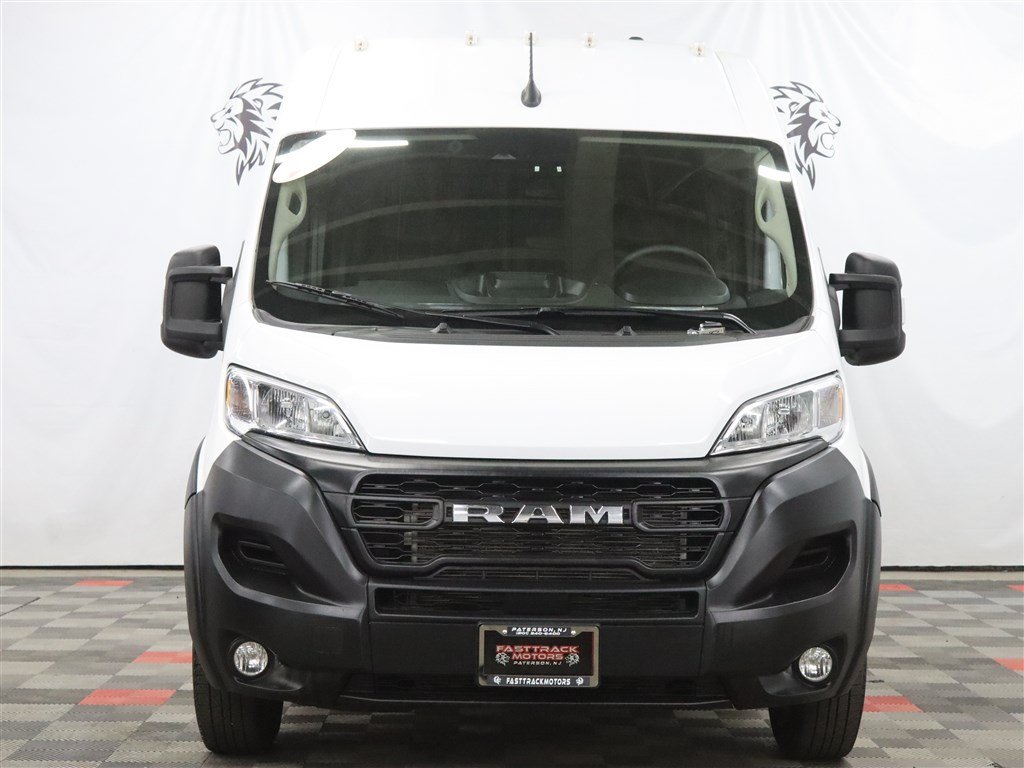Used 2025 RAM ProMaster 2500 w/ Convenience Group FWD image 2