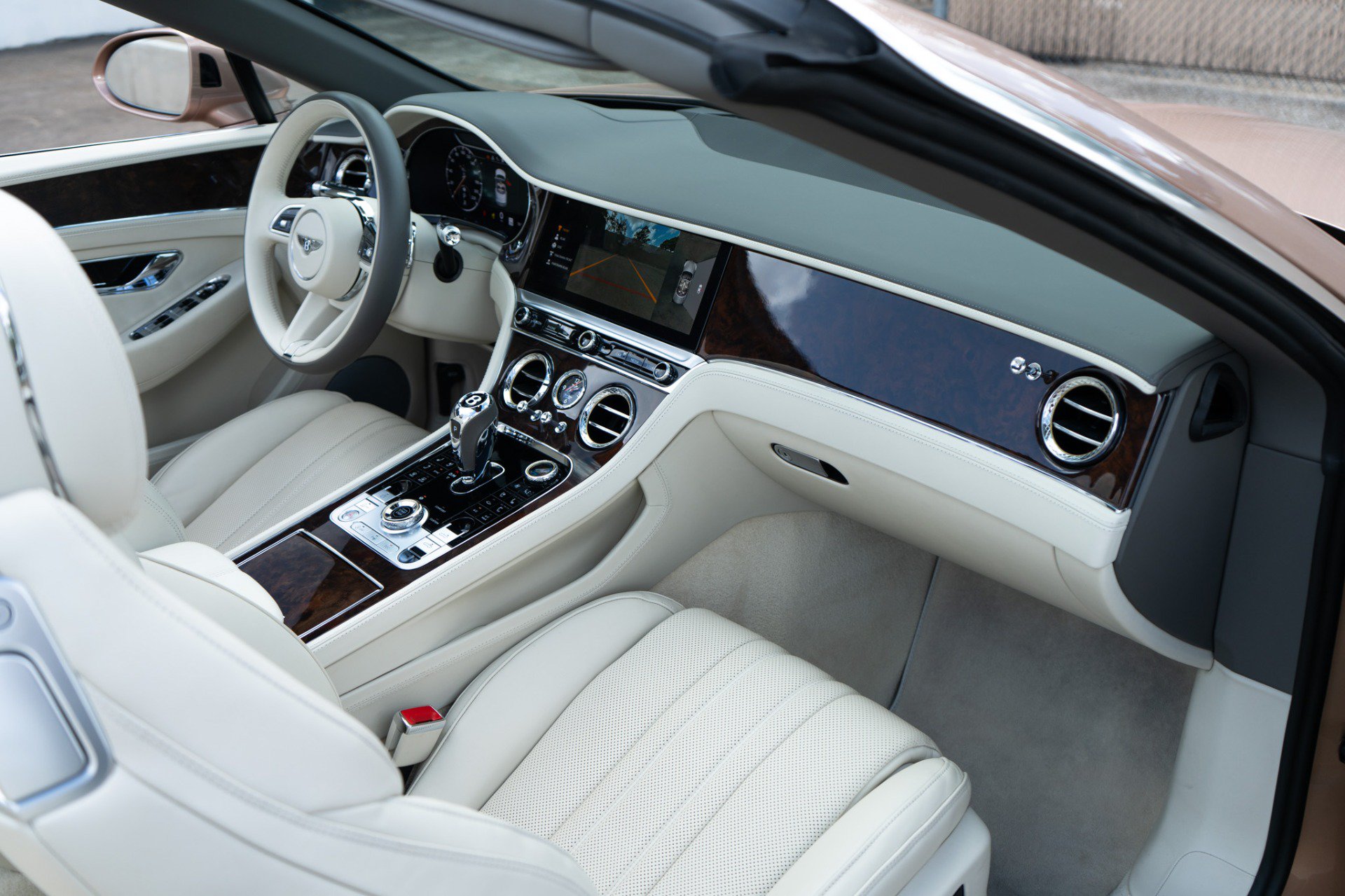 Used 2022 Bentley Continental GT AWD/4WD image 20