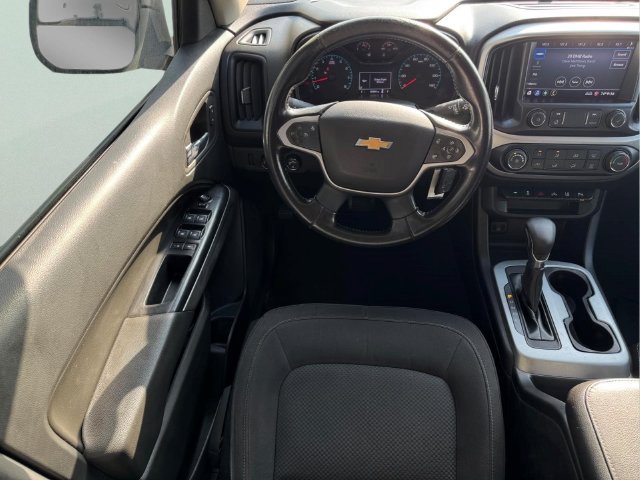 Used 2022 Chevrolet Colorado LT AWD/4WD image 9