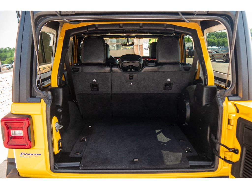 Used 2021 Jeep Wrangler Unlimited Rubicon w/ Dual Top Group AWD/4WD image 22