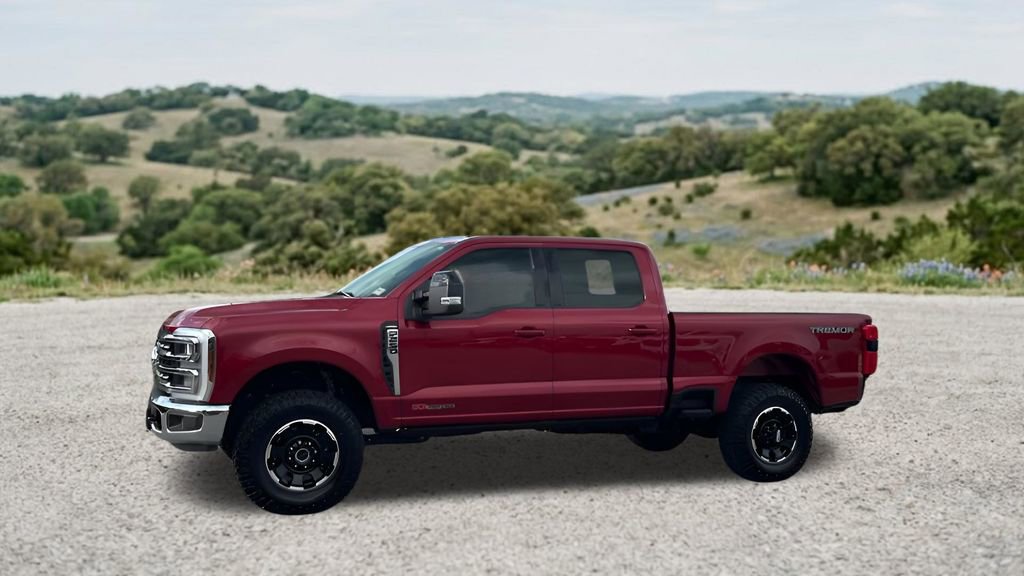 Used 2025 Ford F250 Lariat w/ Tremor Off-Road Package AWD/4WD image 4