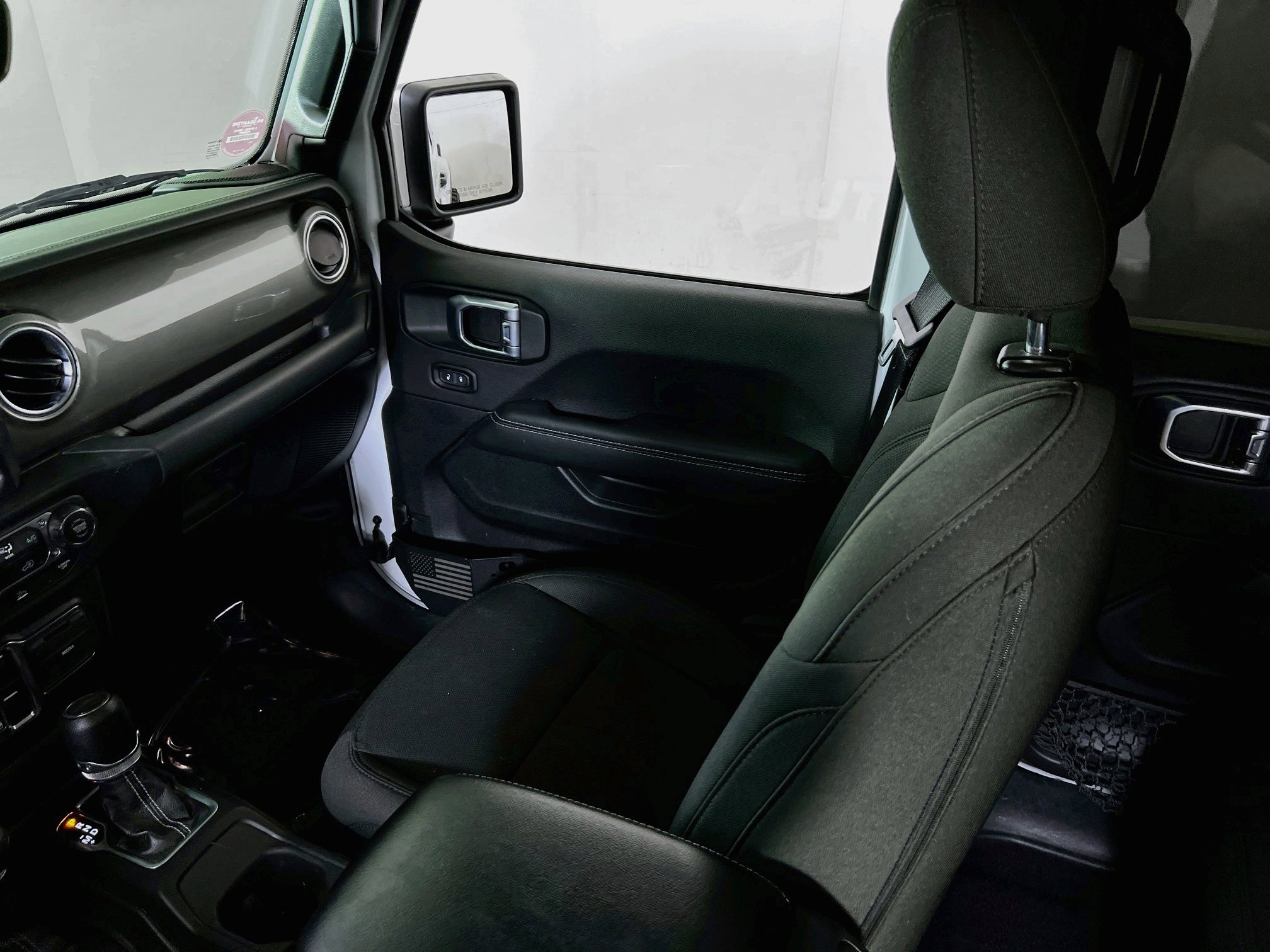 Used 2023 Jeep Gladiator Overland AWD/4WD image 22