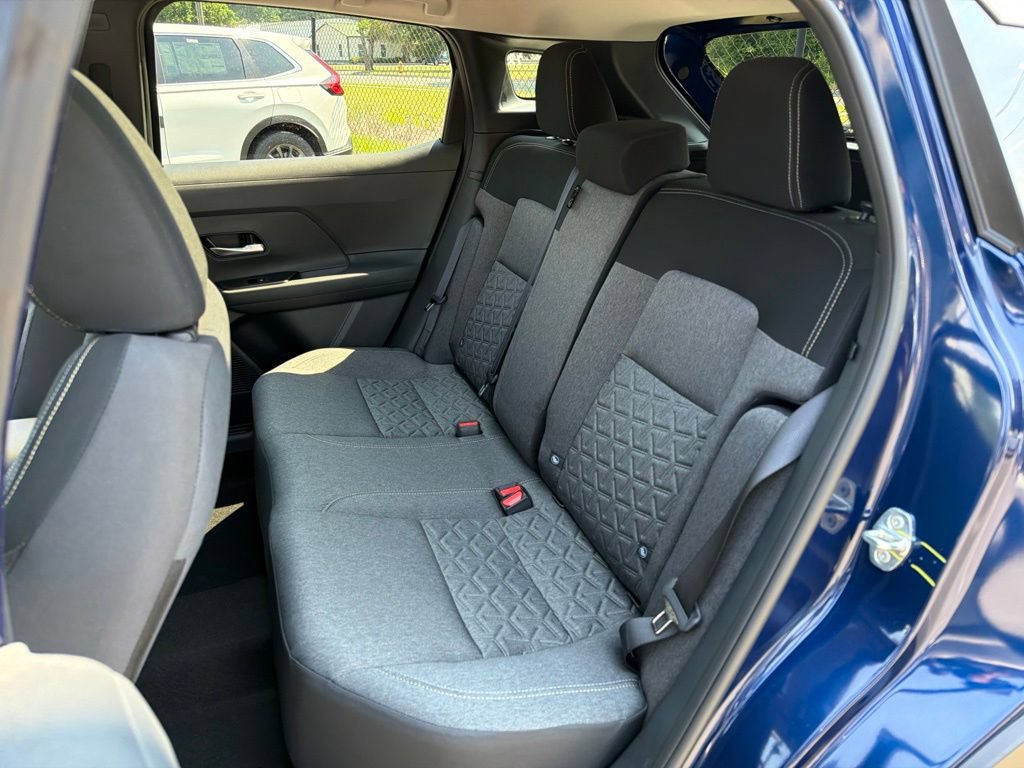 New 2026 Nissan Kicks SV w/ SV Premium Package AWD/4WD image 18