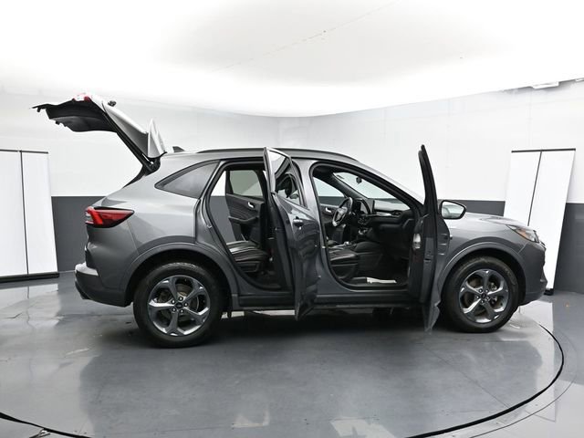 Used 2023 Ford Escape ST-Line w/ Tech Pack #1 image 38