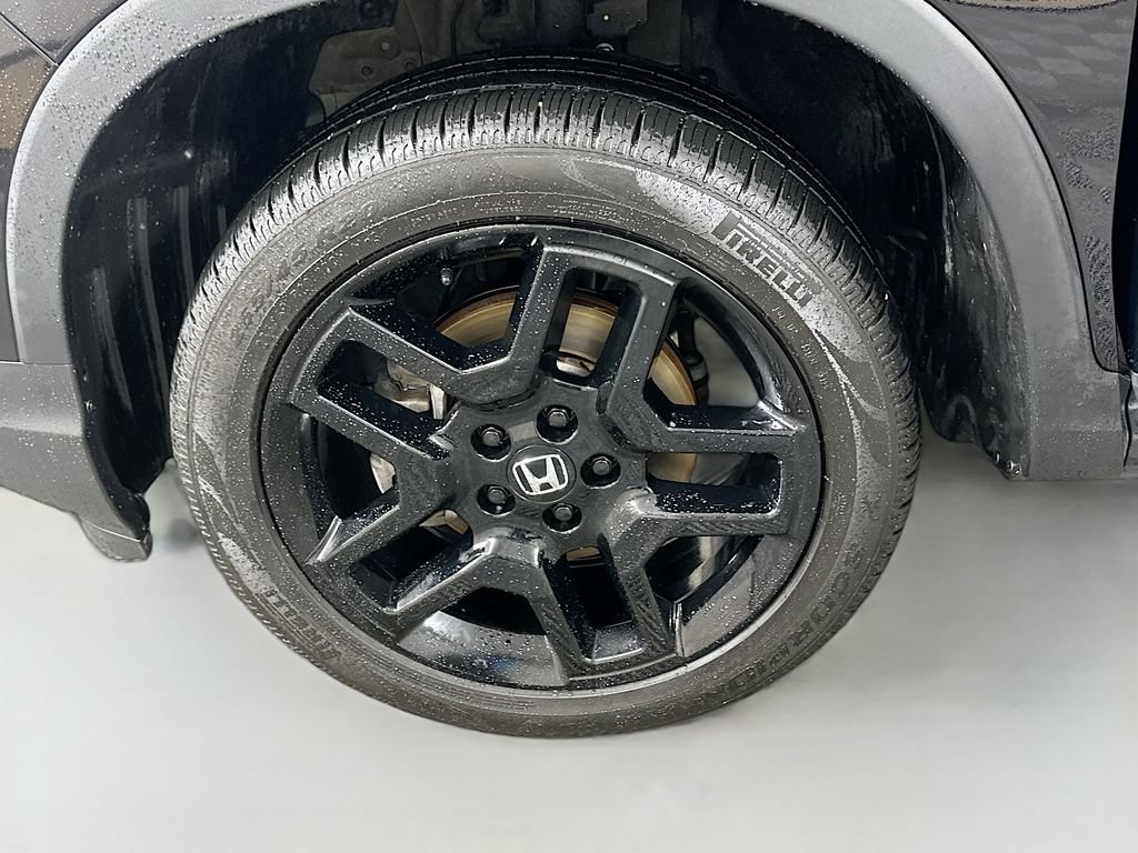 Certified 2024 Honda Passport Black Edition image 31