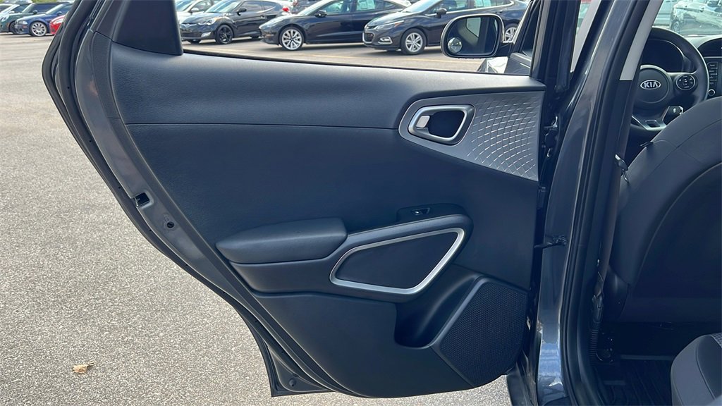 Used 2021 Kia Soul LX image 31