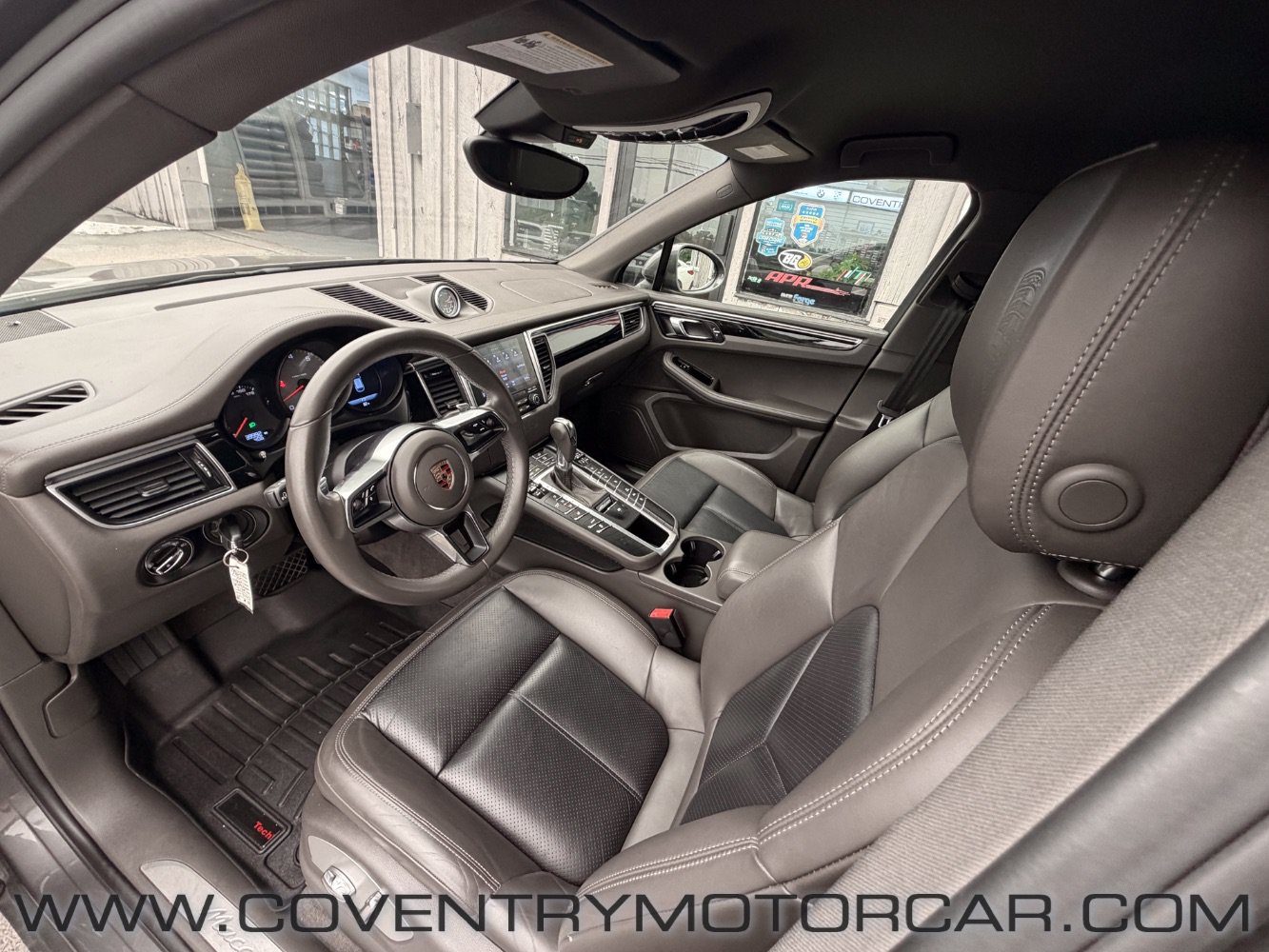 Used 2018 Porsche Macan S AWD/4WD image 27