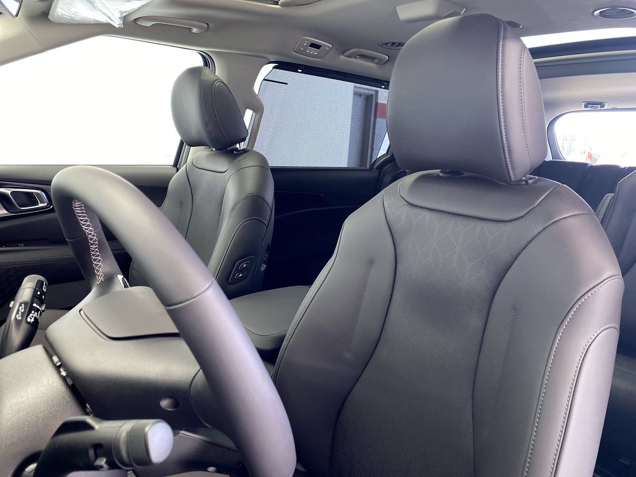 New 2027 Kia Carnival SX w/ Dark Edition Package FWD image 20