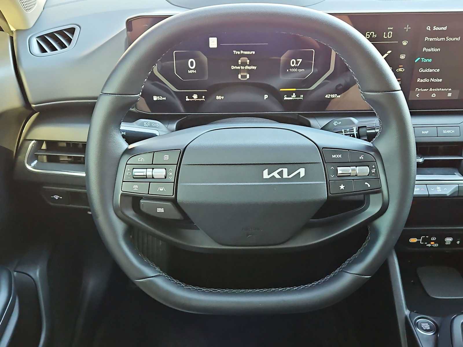 Certified 2025 Kia K4 EX FWD image 17