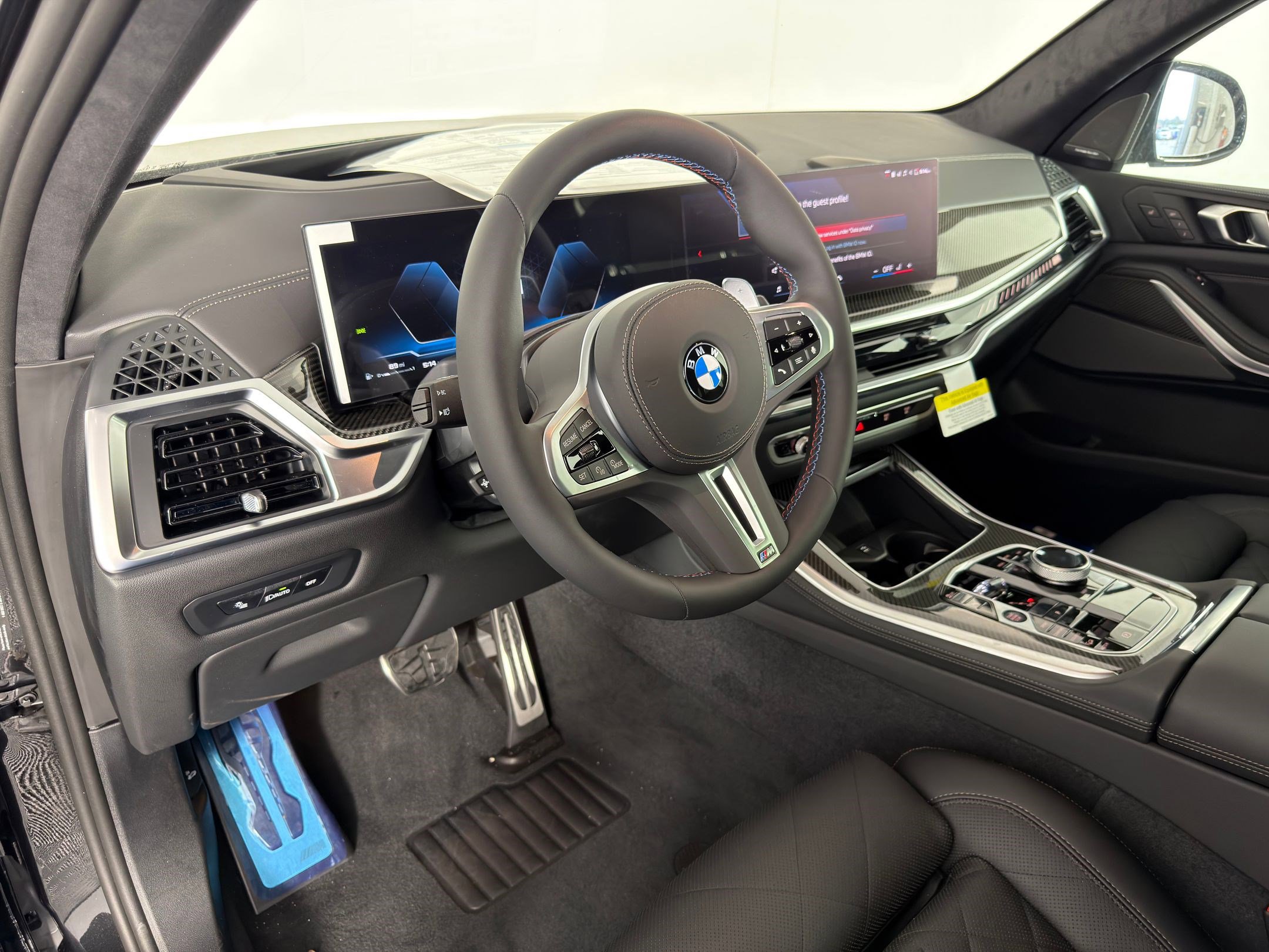 New 2026 BMW X5 M60i image 4