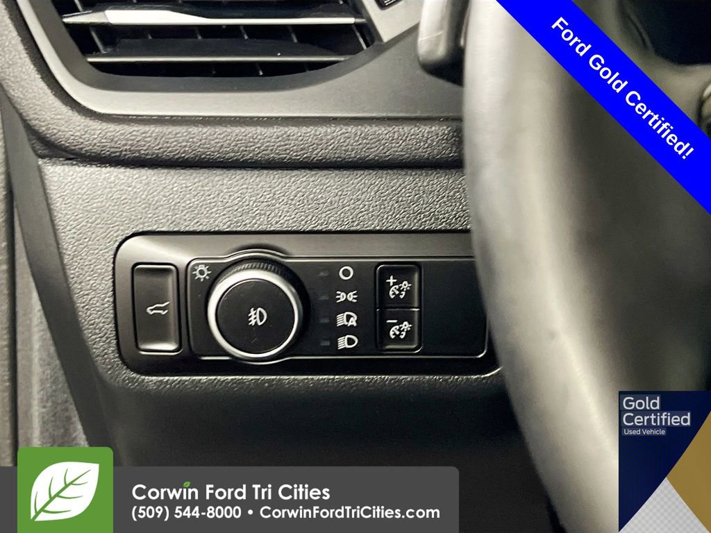 Certified 2025 Ford Escape Platinum image 19