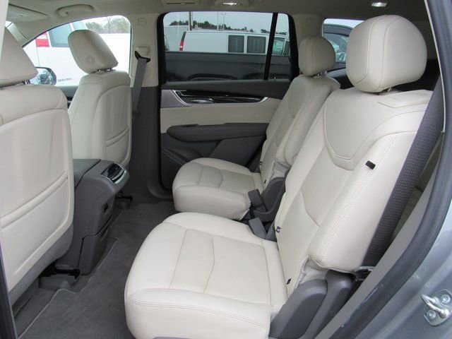 Used 2024 Cadillac XT6 Premium Luxury w/ Technology Package image 30