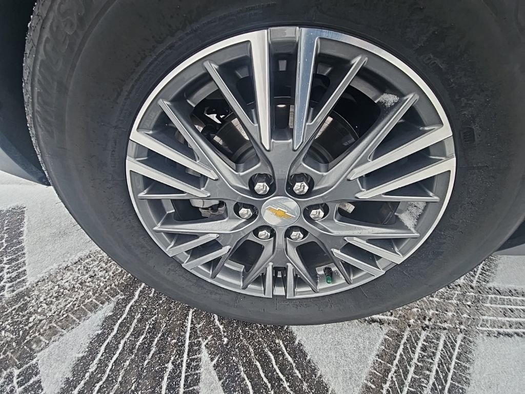 Certified 2025 Chevrolet Traverse LT image 9