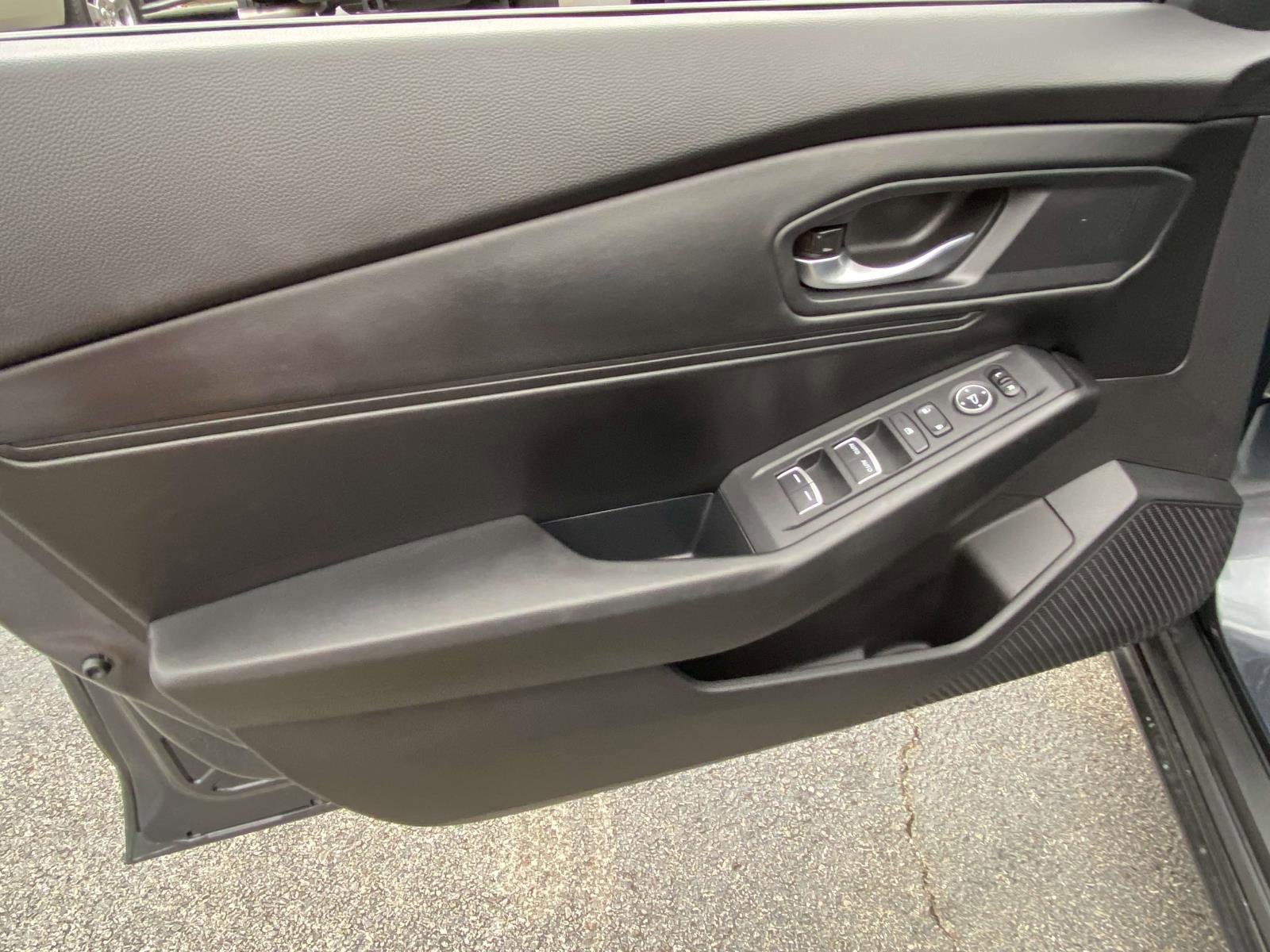 Certified 2024 Honda Accord EX image 11