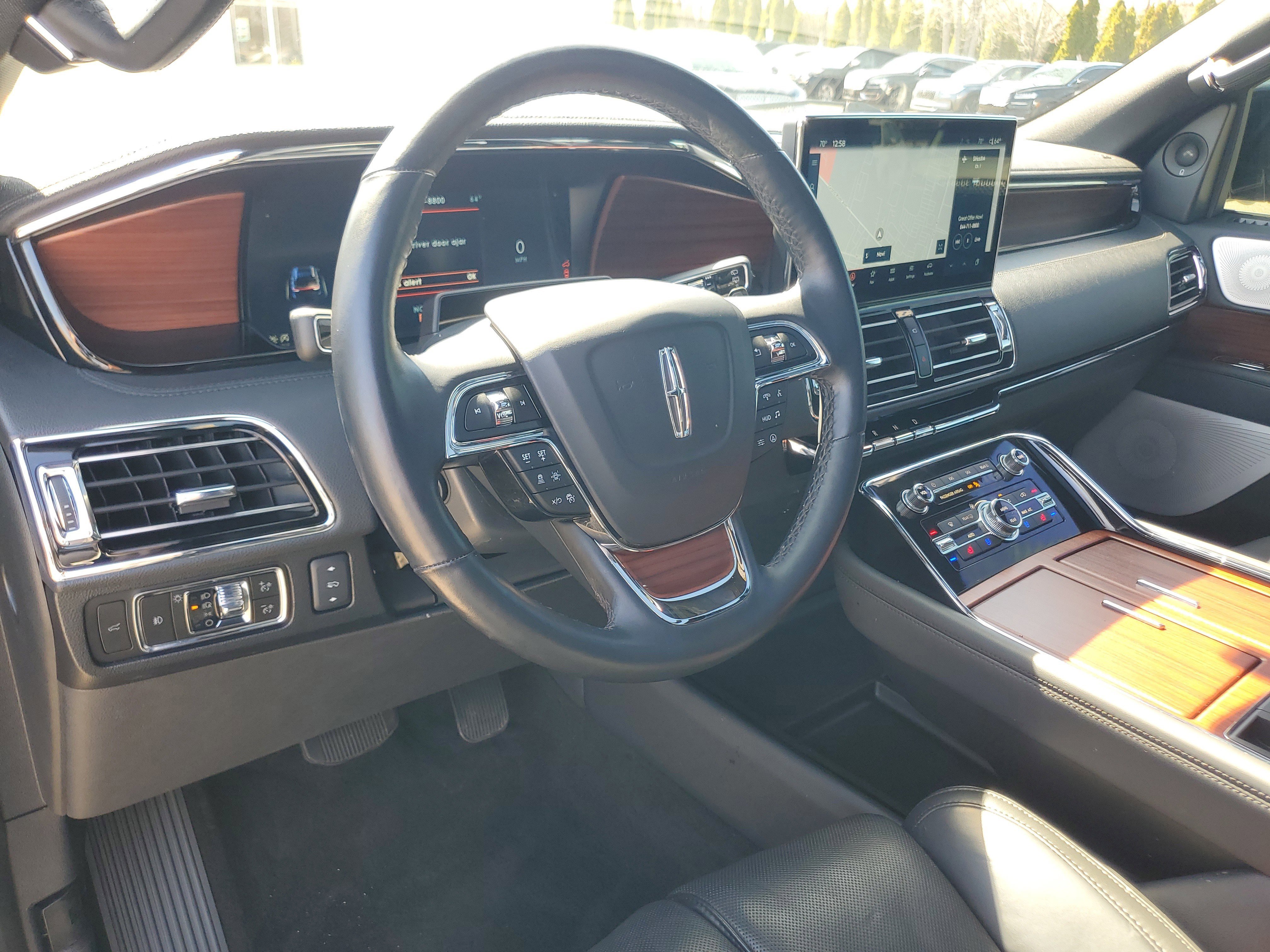 Certified 2023 Lincoln Navigator Reserve AWD/4WD image 13