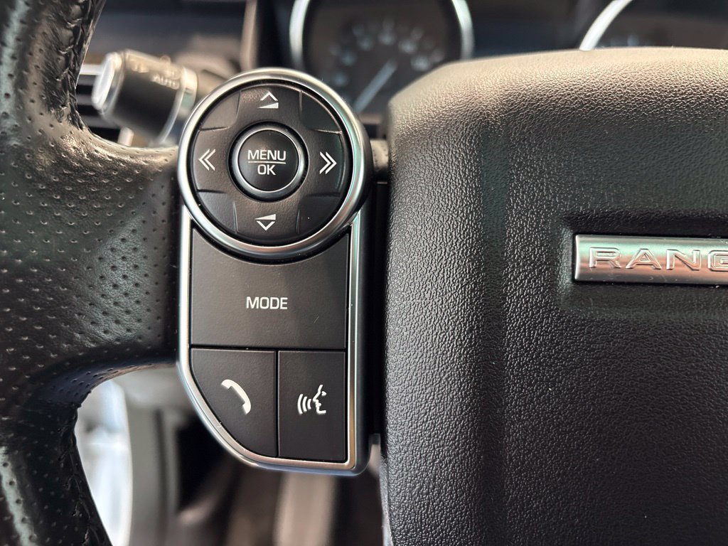Used 2017 Land Rover Range Rover Sport SE AWD/4WD image 20