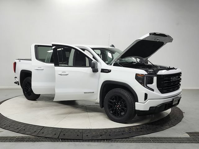 Used 2024 GMC Sierra 1500 Elevation w/ Preferred Package AWD/4WD image 9