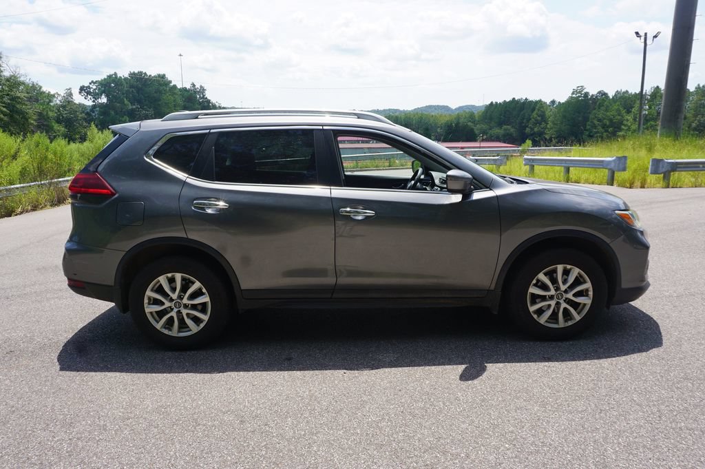 Used 2019 Nissan Rogue S w/ Special Edition Package FWD image 16