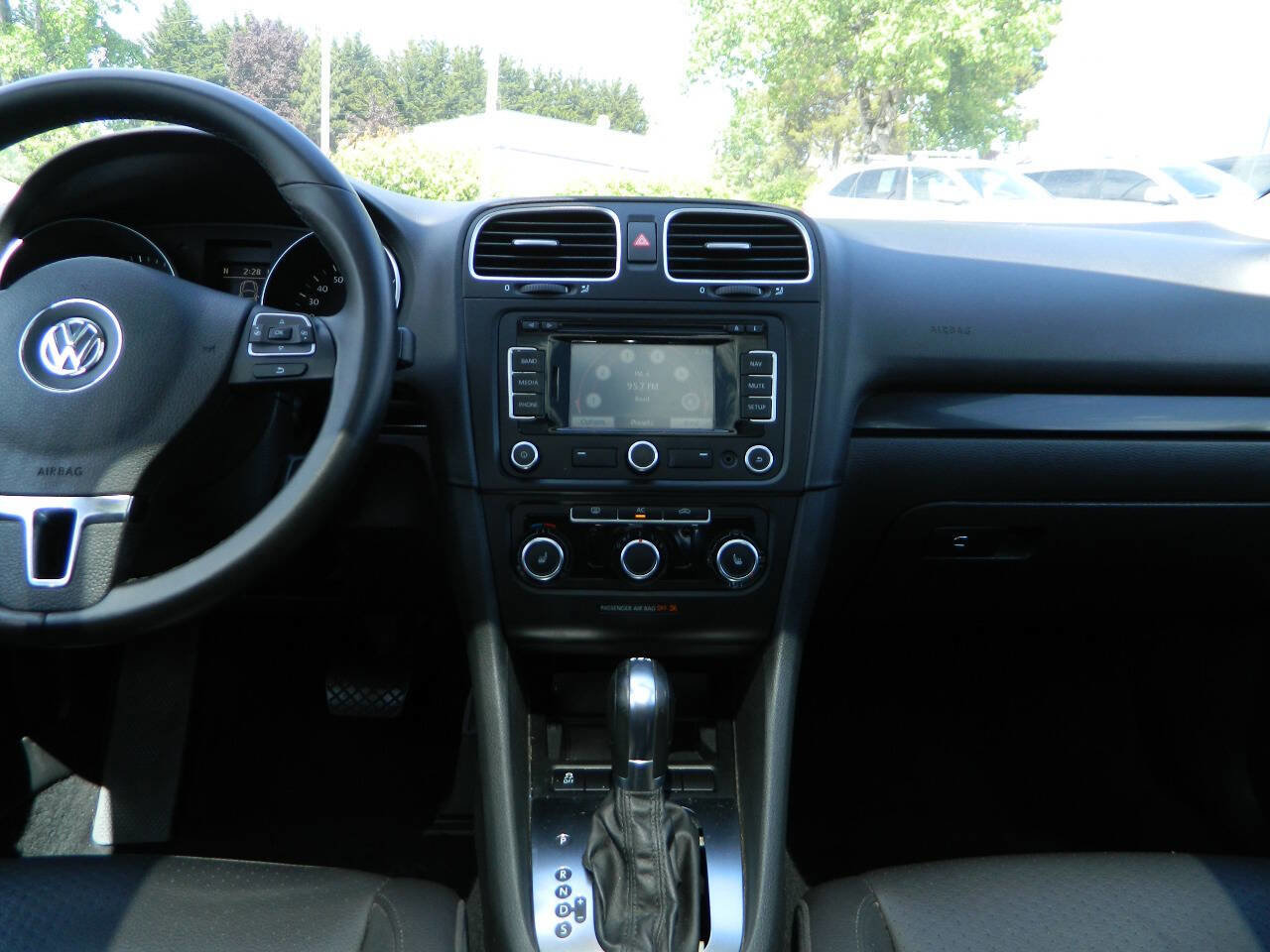 Used 2012 Volkswagen Jetta TDI image 16