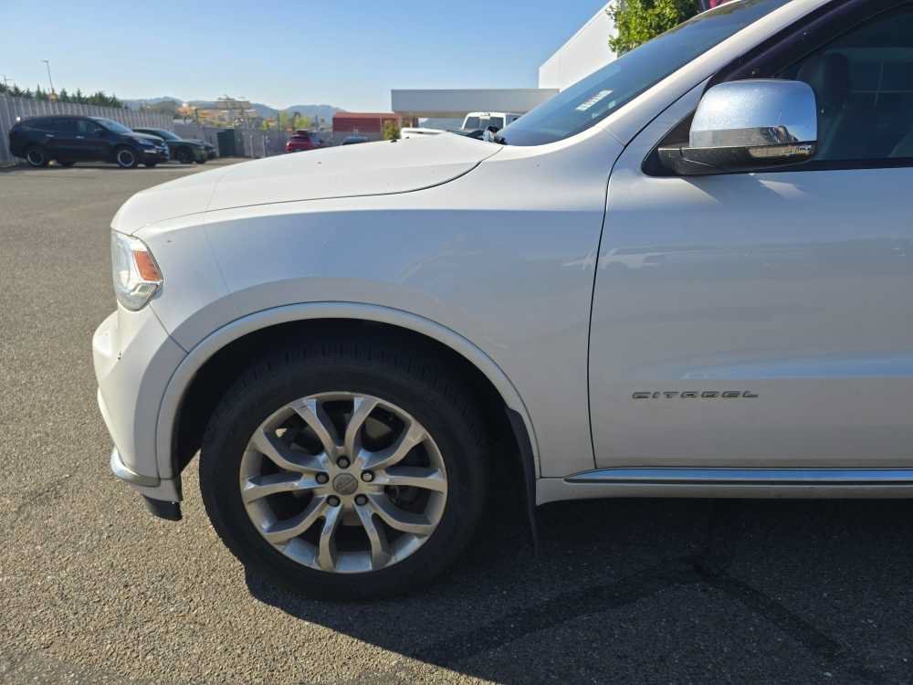 Used 2017 Dodge Durango Citadel w/ Technology Group AWD/4WD image 6