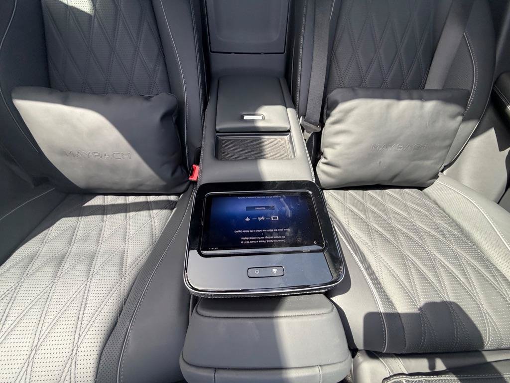 Used 2024 Mercedes-Benz Maybach GLS 600 4MATIC image 50