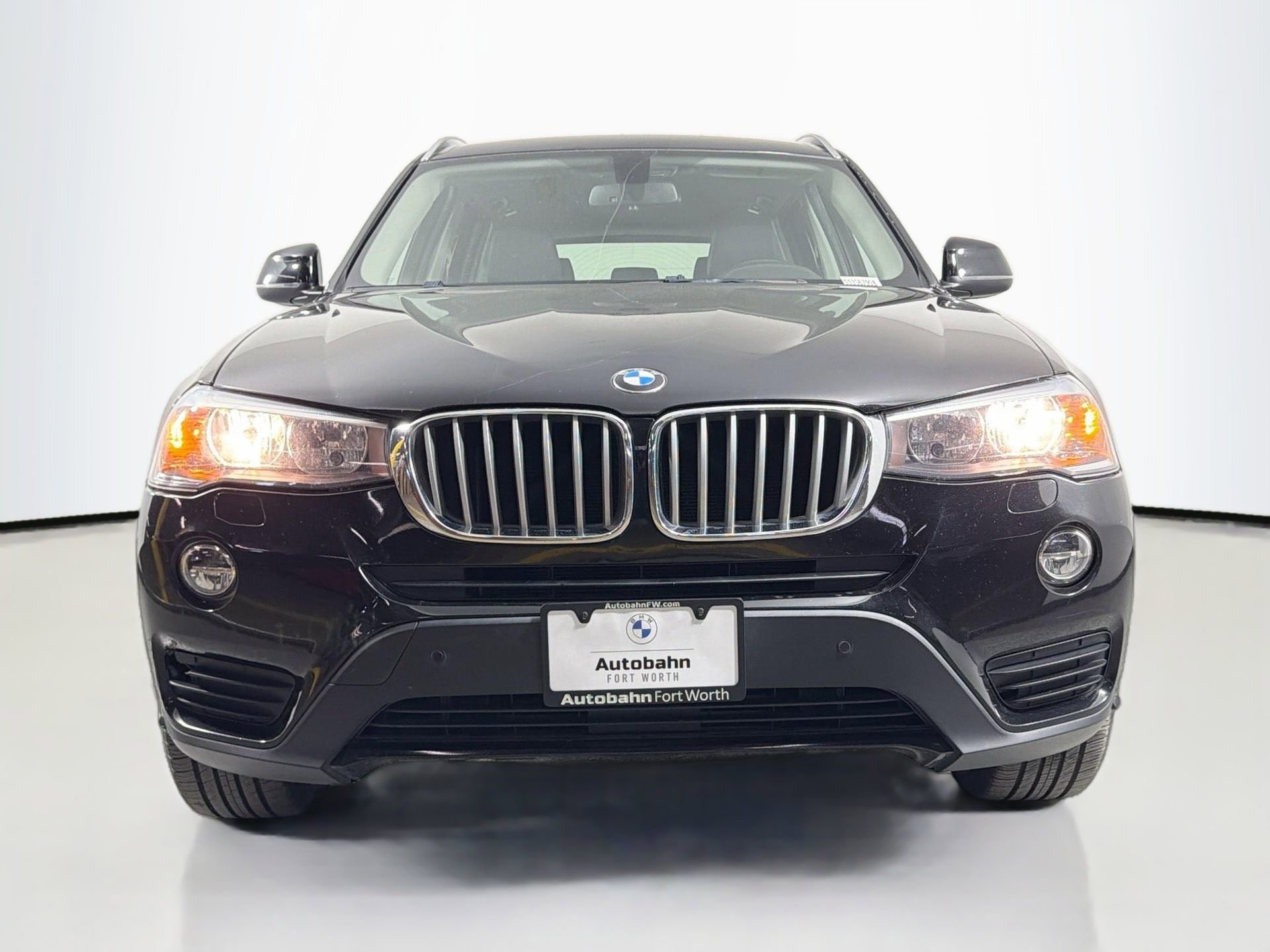 Used 2017 BMW X3 sDrive28i image 2
