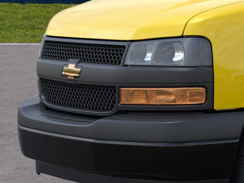 New 2026 Chevrolet Express 3500 Extended w/ Driver Convenience Package image 20