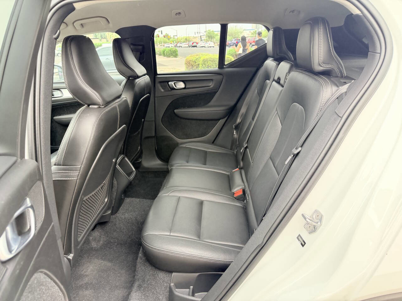 Used 2019 Volvo XC40 T5 Momentum AWD/4WD image 18