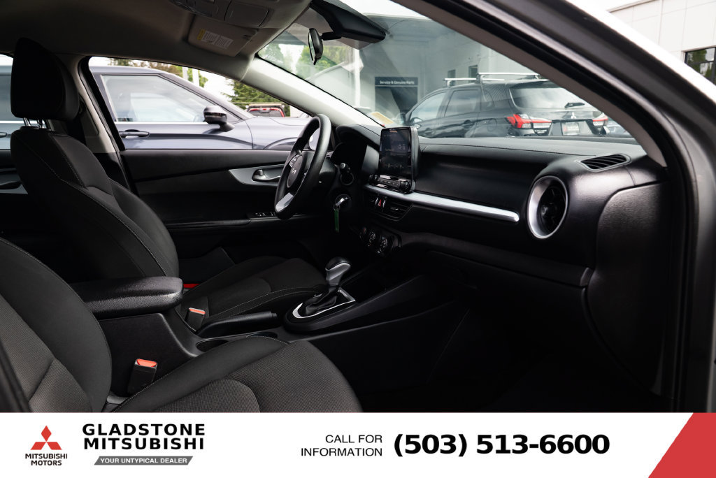Used 2022 Kia Forte LXS FWD image 25