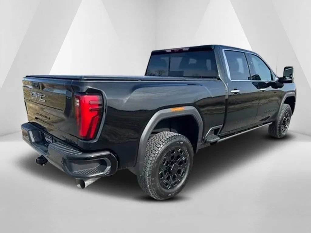 New 2026 GMC Sierra 3500 Denali w/ Technology Package AWD/4WD image 7
