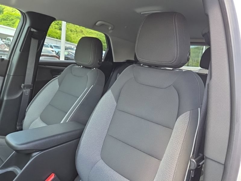 Used 2025 Chevrolet TrailBlazer LT AWD/4WD image 24