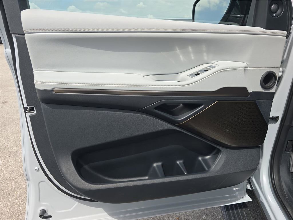 New 2026 Lincoln Navigator L Black Label image 15