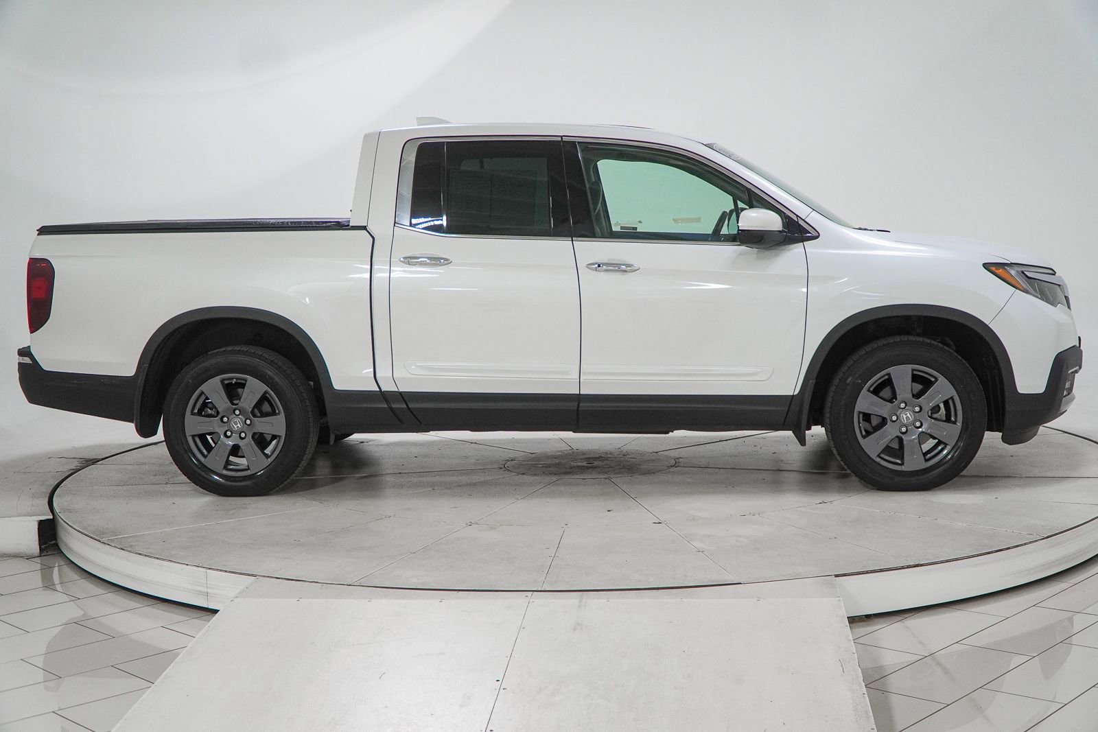 Used 2020 Honda Ridgeline RTL-E image 14