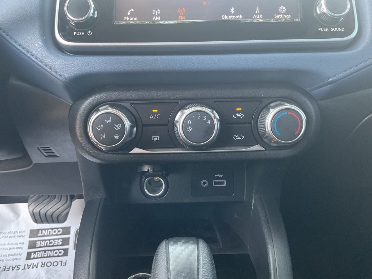 Used 2025 Nissan Versa SV w/ Trunk Package FWD image 27