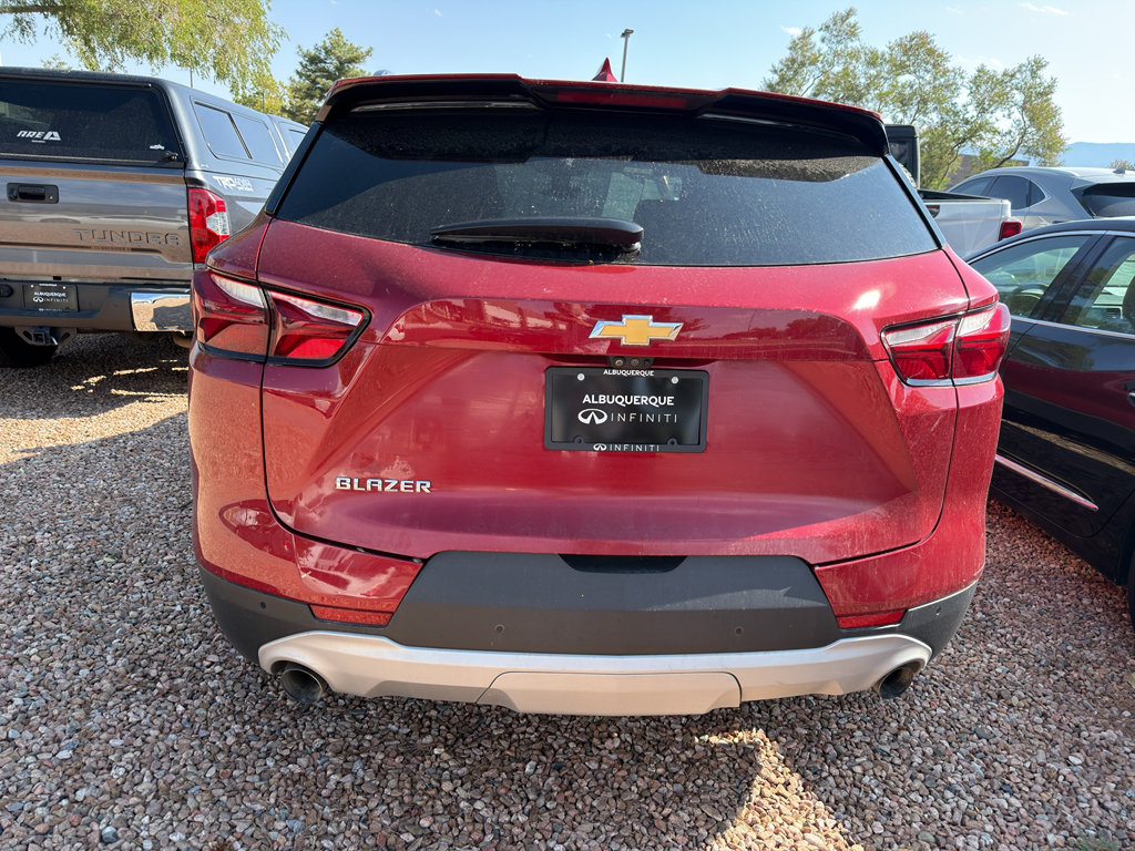 Used 2019 Chevrolet Blazer LT w/ Sound & Technology Package FWD image 4