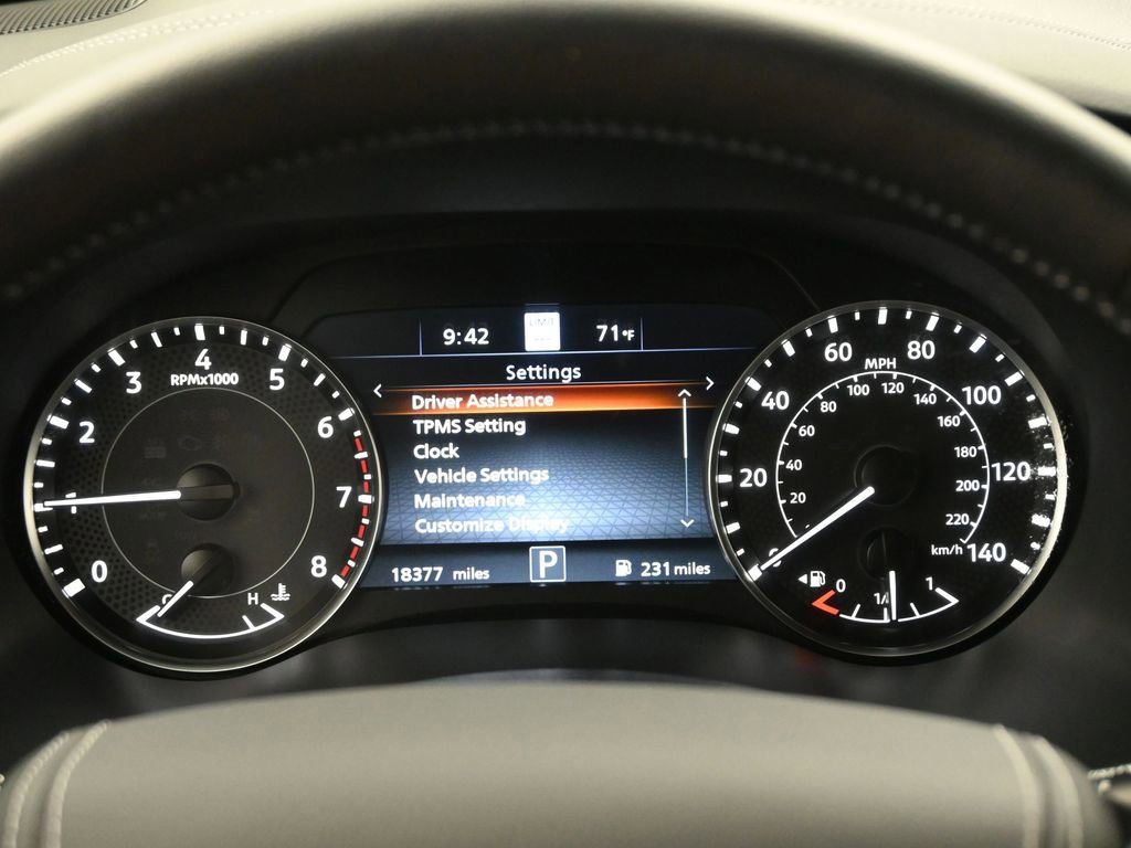 Used 2024 Nissan Armada Platinum w/ Captain's Chairs Package image 10