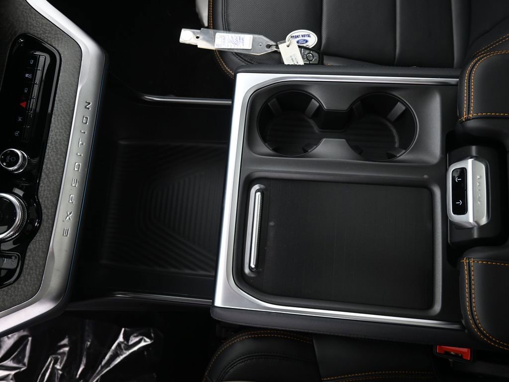 New 2025 Ford Expedition Tremor image 38
