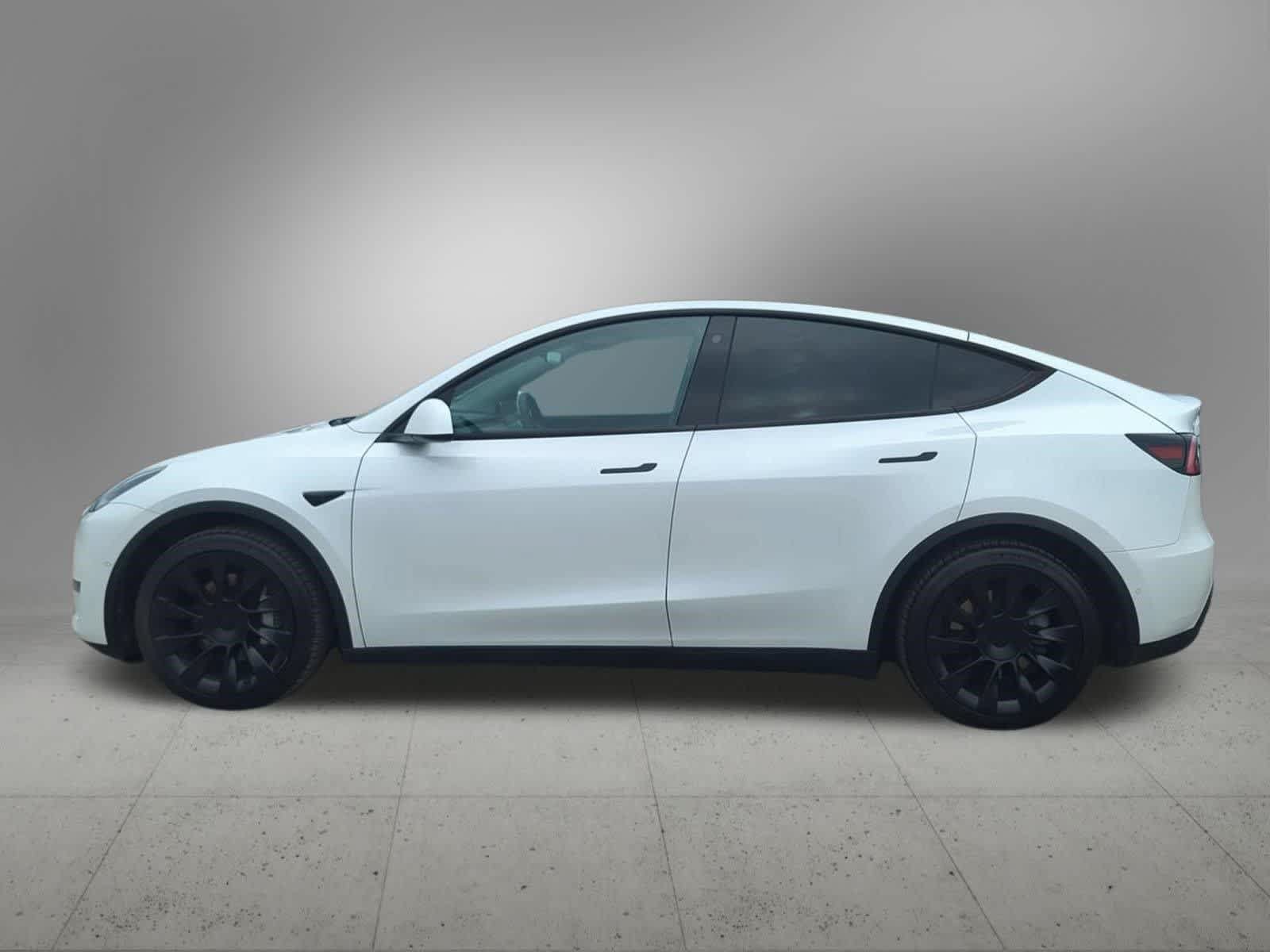 Used 2021 Tesla Model Y Long Range AWD/4WD image 3