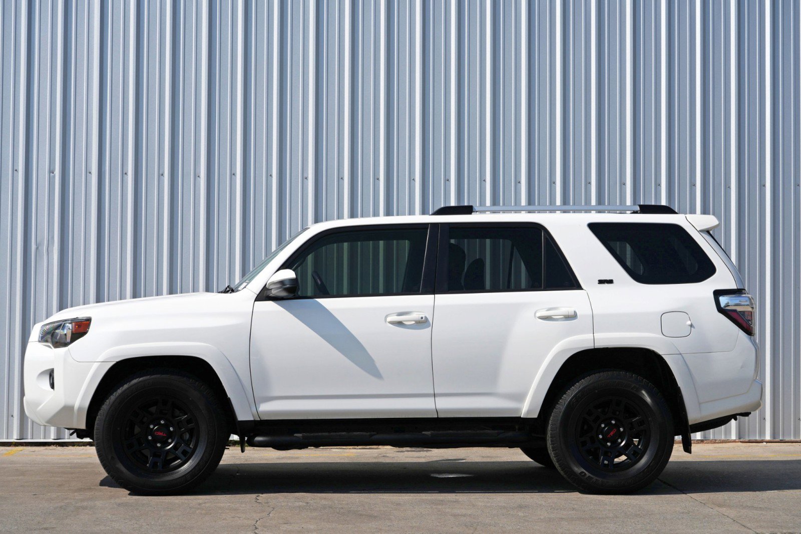 Used 2021 Toyota 4Runner SR5 image 9