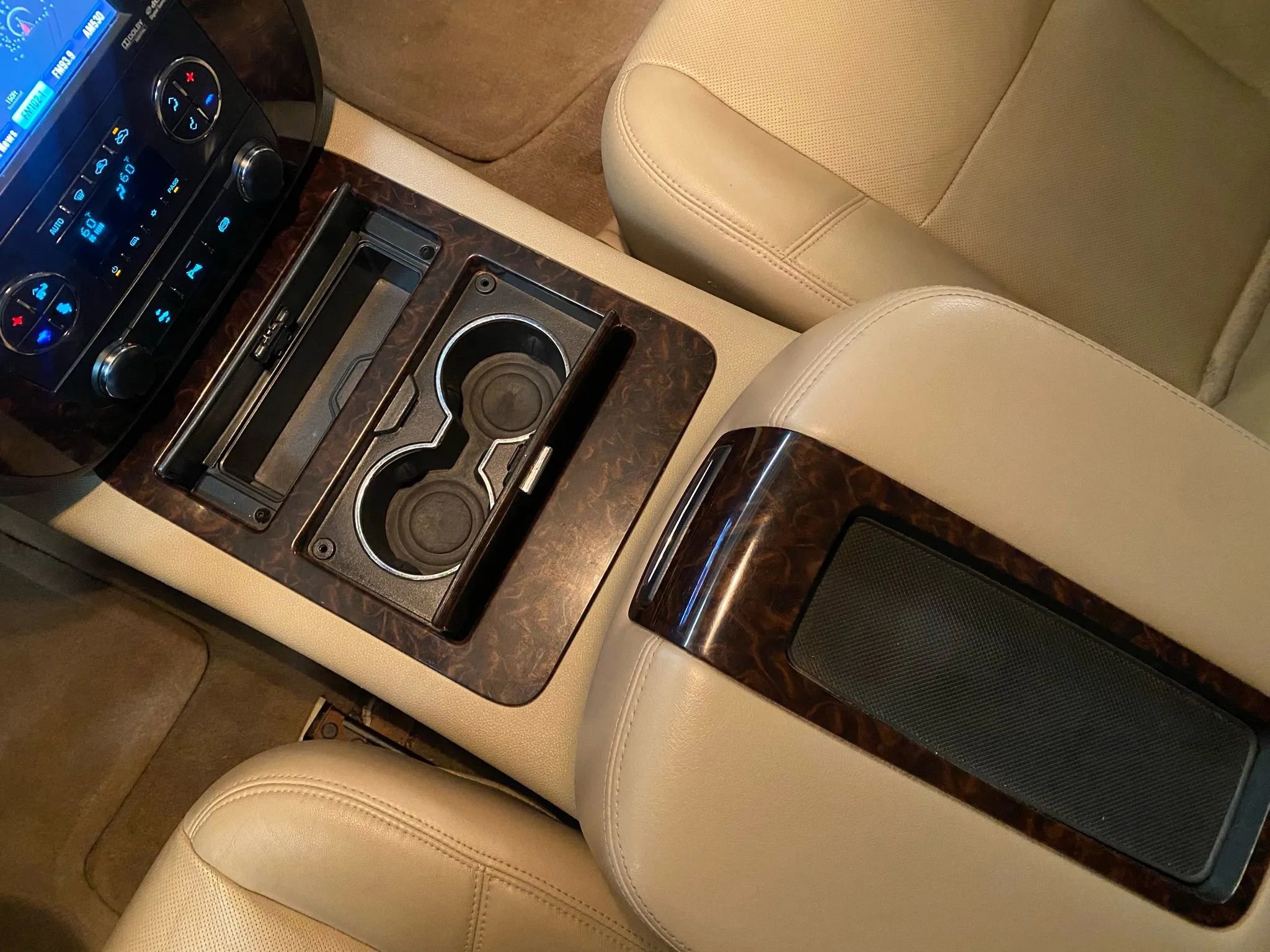 Used 2013 GMC Sierra 3500 Denali image 13